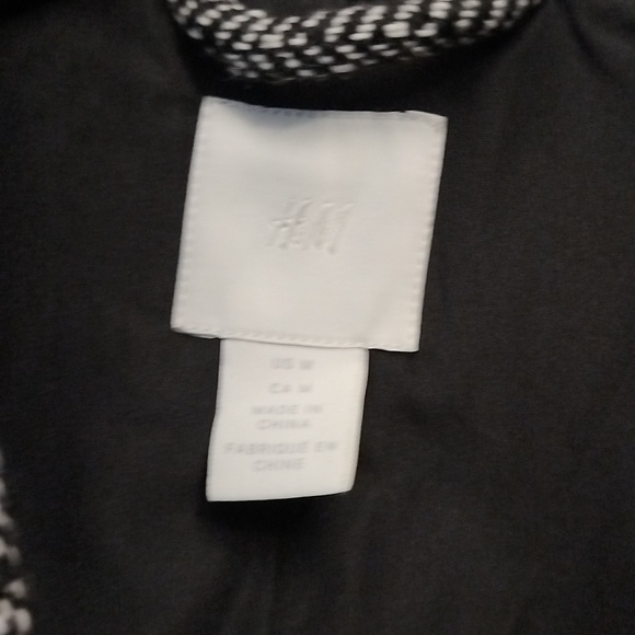 H&M Black and White Tweed Jacket Size Medium - Picture 2 of 2